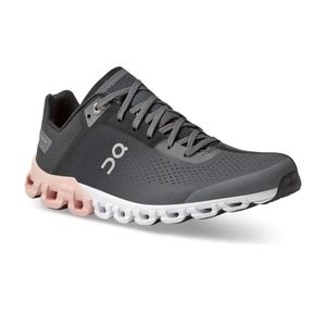 On Cloudflow Running Shoe